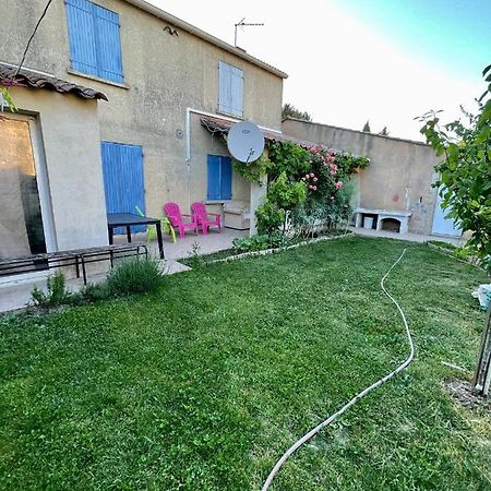 Villa Avignon- Montfavet En Peripherique Du Centre Ville D'Avignon Wifi Avec Grand Parking Eksteriør bilde